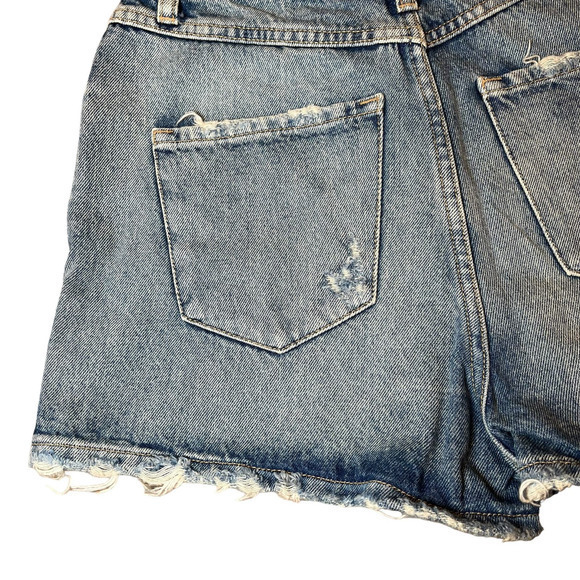 Retrofête Shorts Blue Mid Rise Med Wash Distressed Accents Slit Pockets Size 26 - Picture 10 of 13